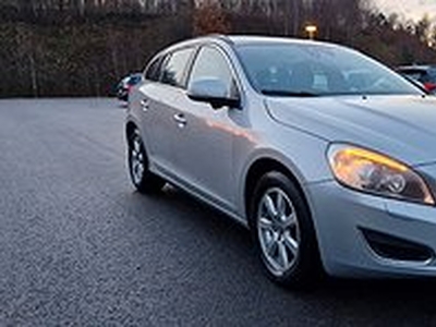 Volvo V60 D3 Momentum Lane Assist Drag Ny-Bes