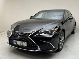 Lexus ES 300h (218hk)