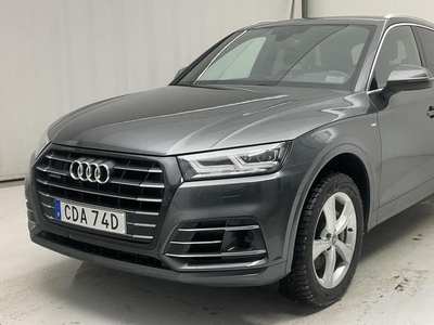 Audi Q555 TFSI e quattro 2020, SUV