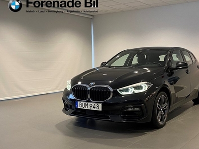 BMW 118i Model Sport Rattvärme PDC Serviceavtal 2021, Halvkombi