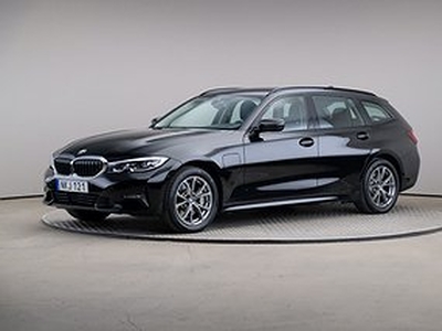 BMW 330e Series 3 Xdrive Touring Sport Line Connected