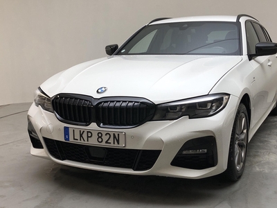 BMW 330e Touring, G21 (292hk)