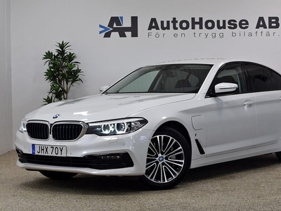 BMW 530e iPerformance Sedan Plug-In Sport Line GPS Skinn 2019, Sedan