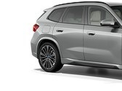 BMW iX1 xDrive 30