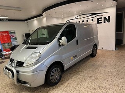 Renault trafic 2.0dci drag skåp ny besiktad välvårdad