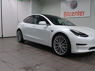 Tesla Model 3 Long Range AWD*RÄNTA 5,99% ICA 3000kr*Kam-Pano-SoV