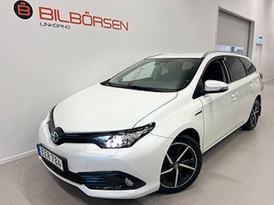 Toyota Auris Touring Sports Hybrid 136hk