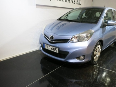 Toyota Yaris1.4 D-4D Vinterhjul dubbade 2013, Halvkombi