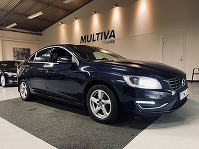 Volvo S60 D4 AWD Automat Navi Momentum Drag D-Värm VOC SOV