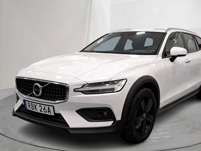 Volvo V60 D4 Cross Country AWD (190hk)