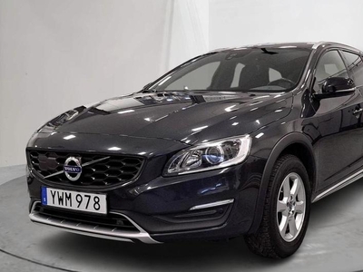 Volvo V60D4 Cross Country AWD 2018, Kombi