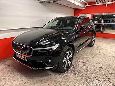 Volvo XC60 Recharge T6 AWD Core Edition, Panorama, H&K, MOMS