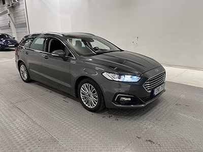 Ford Mondeo Hybrid 187hk Backkamera Drag Keyless Navigation