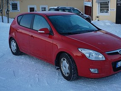 Hyundai i30 1.6 CRDi Drag Mvärmare nybes