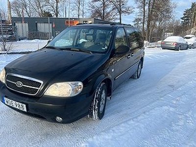 Kia Carnival 2.5 V6 / AUTOMAT / 7 SITS