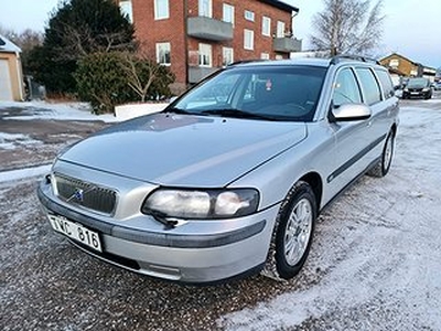 Volvo V70 2.4 Euro 4/ Nybesiktigad