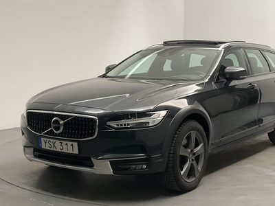 Volvo V90 T5 Cross Country AWD (254hk)