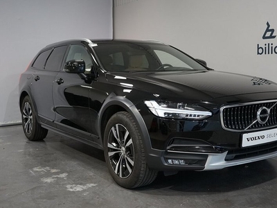 Volvo V90Cross Country D4 AWD Advanced SE III Läder 2020, Kombi