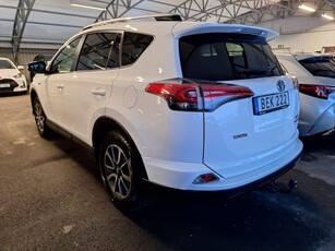 Toyota RAV4 Hybrid E-FOUR