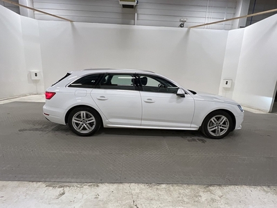 Audi A4 Quattro 2.0 TDI D-Värm Pano Cockpit B-Kamera Navi