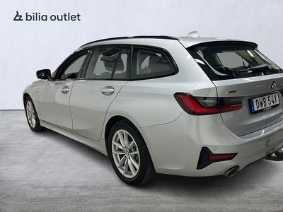 BMW 330e xDrive Touring Navi Drag SoV 292hk