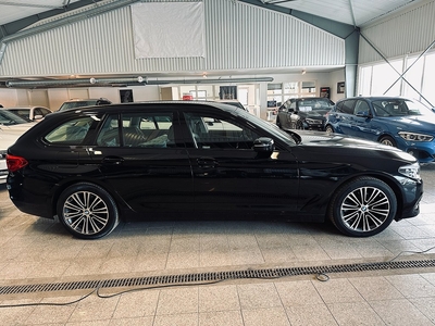 BMW 520 d Touring Steptronic Sport line 5950mil 1 ägare Navi