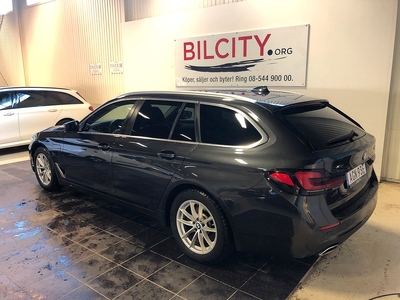 BMW 530e xDrive Touring Plug-In Hybrid 0,19L/Mil Moms Skinn