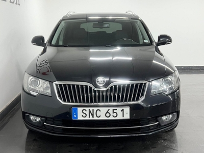 Skoda Superb 2.0 TDI 4x4 Business Edition/Värmare/ Drag