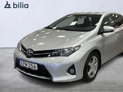 Toyota Auris1.6 5D Valvematic Edition 50 Dragkrok Vinterhjul 2015, Halvkombi