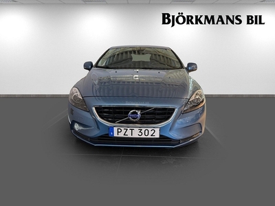 Volvo V40 D2 Geartronic Momentum/Vinterhjul/Dragkrok