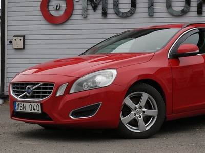 Volvo V60 D2 Momentum Taklucka/Navi/Drag