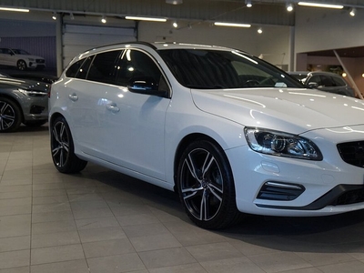 Volvo V60 D4 AWD Business Adv R-Design Drag TeknikPkt KlimatPkt