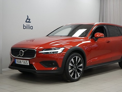 Volvo V60Cross Country B4 AWD Diesel Plus | 360 Kamera | Dragkrok 2024, Kombi