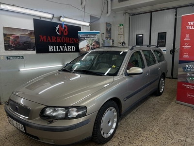 Volvo V70 2.4 T