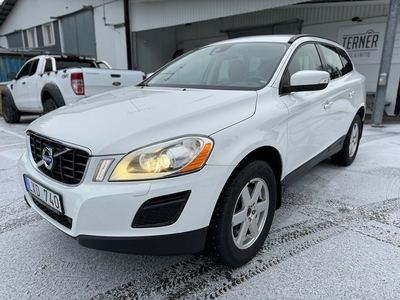 Volvo XC60 D4 AWD Momentum Skinn/Värmare 163hk