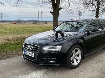 Audi A4 2.0 TDI DPF quattro S Tronic 177hk, Svensksåld, Drag