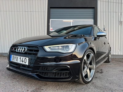 Audi S3 2.0 TFSI Quattro S-Tronic Sv-såld Pano SE SPEC 300hk