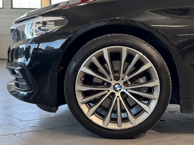 BMW 520 d Touring, Aut Sportline /VÄRMARE / H&K / DRAG/ 19