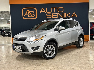 Ford Kuga 2.0 TDCi AWD Powershift Titanium Euro 5 Dragkrok