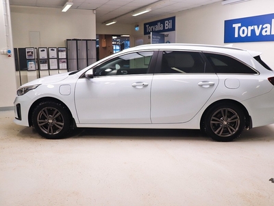 Kia CEED Plug-in Hybrid 141hk Advance+ V-Hjul, Drag, Värmare