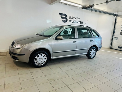 Skoda Fabia Kombi 1.4 M-Värmare/Taklucka/PDC/LågaMil/1 Ägare