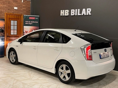 Toyota Prius Hybrid CVT 136hk Headupdisplay/ Backkamera/ GPS