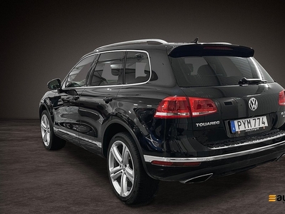 Volkswagen Touareg 3.0 V6 TDI 4M R-LINE PREMIUM PANO 262HK