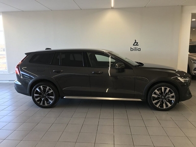 Volvo V60 Cross Country B4 AWD Diesel Plus