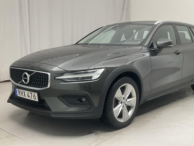 Volvo V60 T5 Cross Country AWD (250hk)