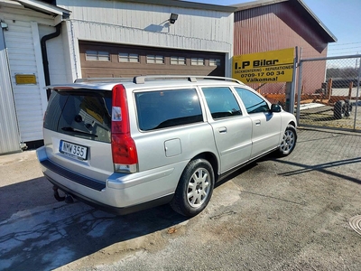 Volvo V70 2.4 Kinetic Euro 4, ny servad