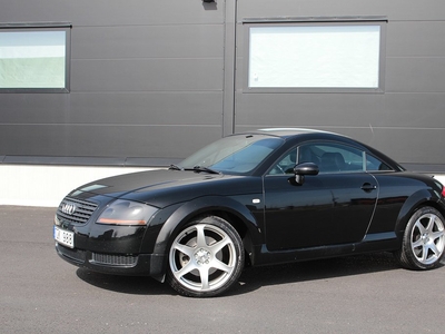 Audi TT Coupé 1.8 T Sport 180 HK / Ny Kamrem