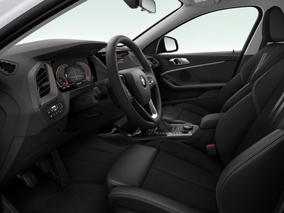 BMW 118 i Sport line / 1 ägare / 1152 Mil / Moms