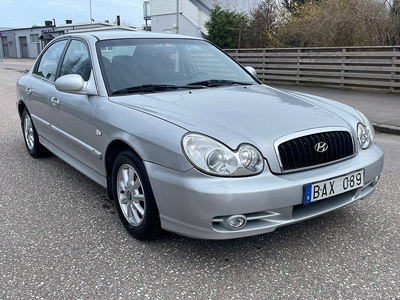 Hyundai Sonata 2.7 V6/ Ny Besiktigad/ Drag