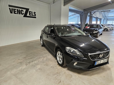 Volvo V40 Cross Country D3 Summum Pano Drag VOC Kamera